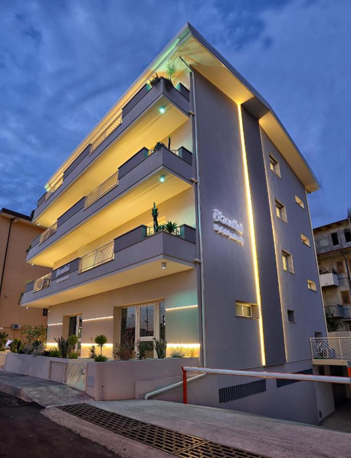 Bizantini Tropea Aparthotel Εξωτερικό φωτογραφία
